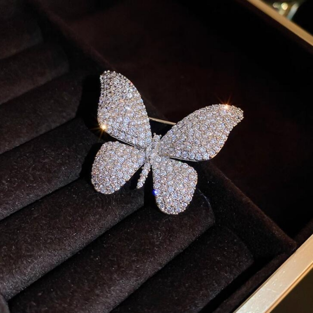 女性用の新しいフルダイヤモンドの超輝き蝶ブローチ、フォーマル - High End Women'S Formal Wear のレビューと価格