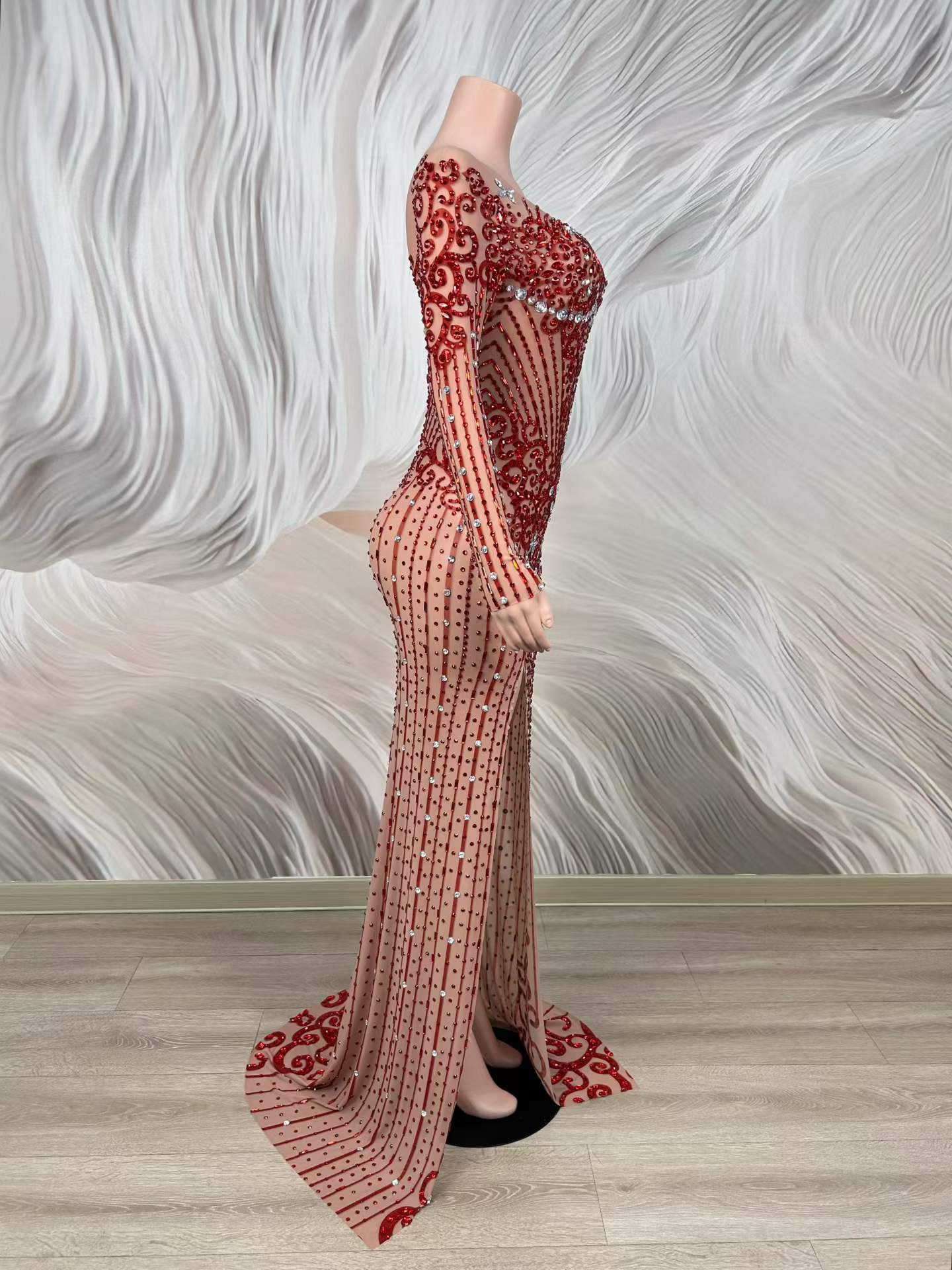 セクシーなクリスタル装飾のシースルーメッシュイブニングガウン - Women Formal Wear Photoshoot のレビューと価格