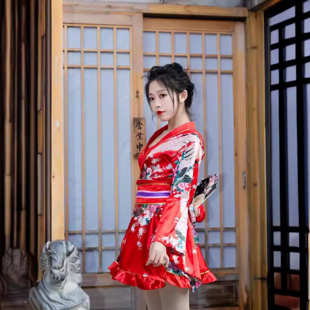 女性用赤いフォーマル着物、伝統的な日本の民族衣装、普段着や写 - Women Formal Wear Photoshoot のレビューと価格