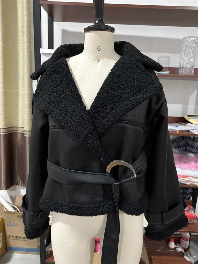 PUレザー ファー ブラック レディース ジャケット ショー - Women Formal Wear Belt のレビューと価格