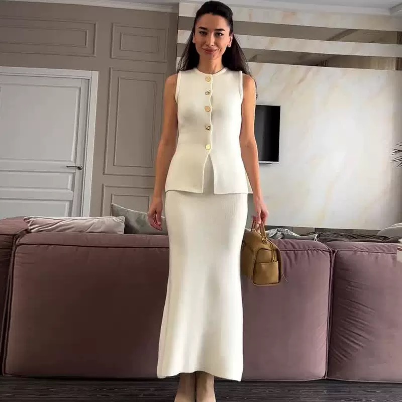 ラウンドネックシングルブレストノースリーブボディコントップと - Women Formal Wear For Summer のレビューと価格