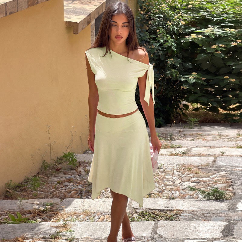 レディース2ピースセットアップ オフショルダー リボンタイ  - Women Formal Wear For Summer のレビューと価格